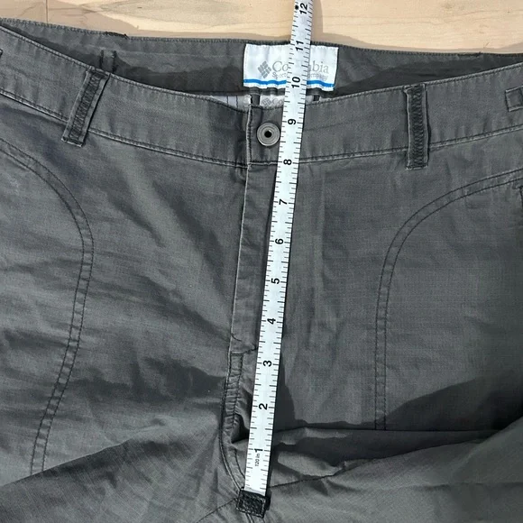 Columbia Gray Adjustable Waist Capris Size 10 - Picture 7 of 16